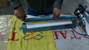 Работа с запайщиком пакетов. Как спаять мешки с помощью запайщика.