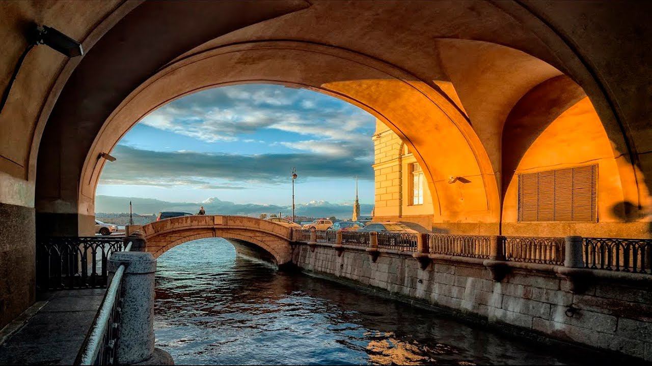 Обзорная водная экскурсия по Неве и Фонтанке, Санкт-Петербург, Россия. смотреть онлайн