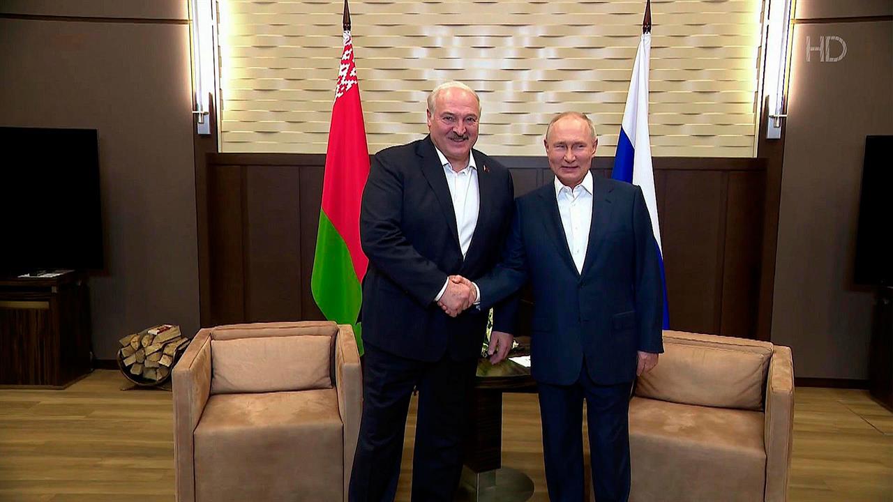 Важные переговоры на высшем уровне проходят в Сочи