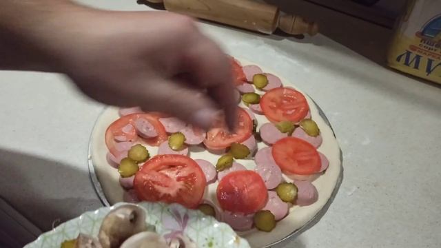 Домашняя пицца быстро и просто! #пицца #пиццаза5минут
