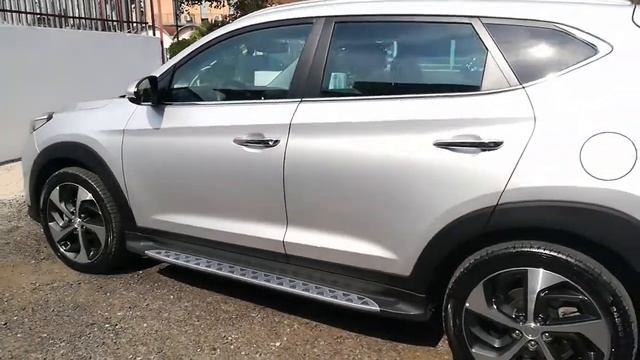 HYUNDAI Tucson 1 7 CRDi XPossible смотреть онлайн