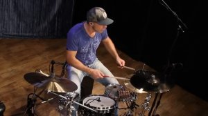 Van Romaine - Drum-Set vs Percussion Kit (1)