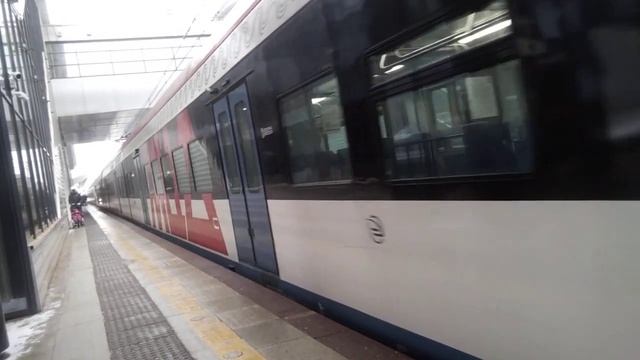 Прибытие «Иволги» ЭГ2Тв-026 на станцию «Нахабино» МЦД-2. 5 января 2021 смотреть онлайн