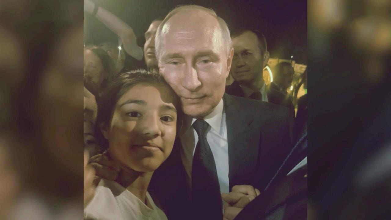 Российский президент пообщался с жителями Дербента в конце своего рабочего визита в Дагестан