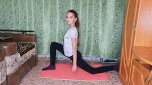 Как сесть на шпагат 2 часть//Lady Lina