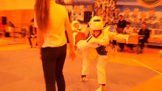 17.10.2015г. г. Уфа Артемов Владимир синий жилет смотреть онлайн