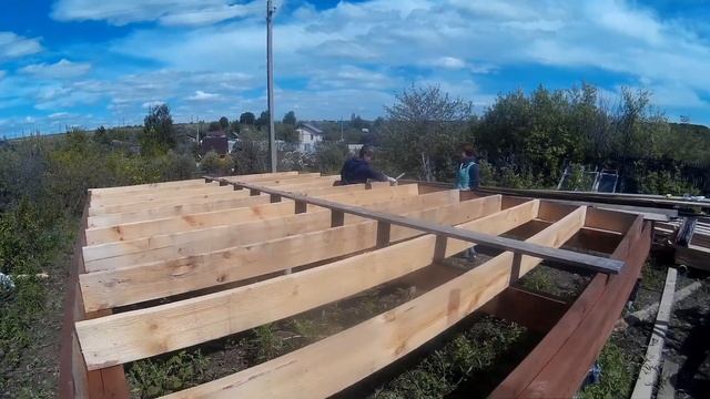 Девушки на нашей стройке каркасного дома тинихауса смотреть онлайн