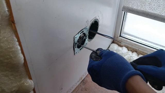 Ашан. Розетки в оконные откосы. Межплиточные швы чистим. Собираюсь в театр. Продукты на дом. смотреть онлайн