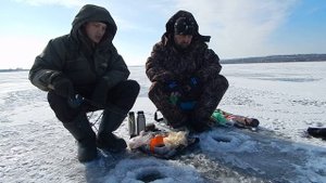 ЗИМНЯЯ РЫБАЛКА НА СУДАКА!!! Ловля на летнюю блесну.