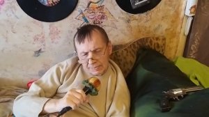 Эта белая дверь и что за ней? расскажет Шура Алесинский из Тольятти.