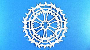 Простая снежинка из бумаги своими руками