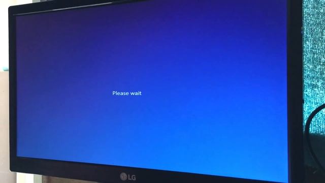 Out of Range Monitor Problem Fixed in just about 2 Minutes смотреть онлайн
