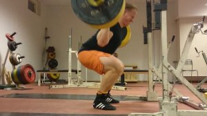 Bottom half squat