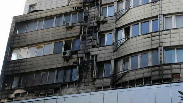 Пожар фасада метро Шулявка смотреть онлайн