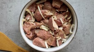 Лосятина с картошкой в духовке