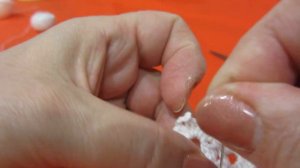 Еще одна очень красивая снежинка. Вяжем вместе крючком новогодние украшения легко и  быстро.