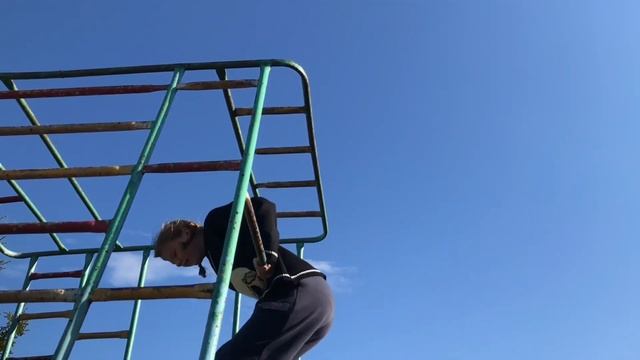 VLOG поездка на великах | молитвы? | стоны Лунтика | Даши Путешественницы? смотреть онлайн