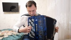 "Кузлэремэ кара" .Муз.Салавата Низамутдинова, слова Зухры Котлогильдиной.