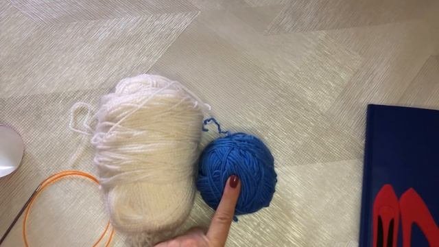 Вязальные триостарты со Светланой. День 1. Кофточка для йорка.