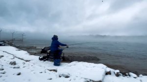 Зимняя рыбалка на фидер / поиск рыбы эхолотом / Удомля  / Ловля Тиляпии #71 выпуск