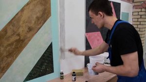 Декоративная штукатурка с фактурой под дерево
