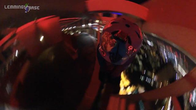 300ft of fun times! смотреть онлайн