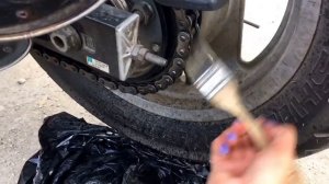 Как вывесить заднее колесо без подката / обслуживание цепи / Хонда магна / Honda magna 750