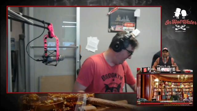 In Hot Water - Geno Eats Garrett's Fart смотреть онлайн