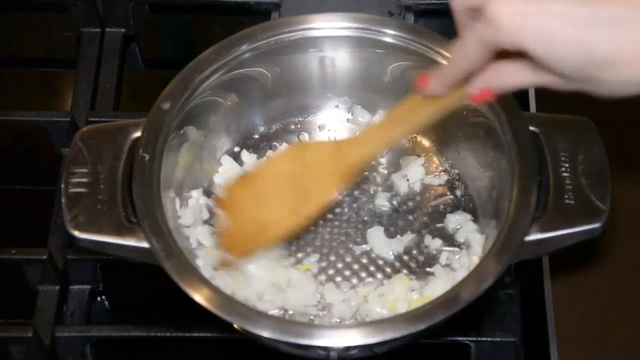 Рецепт перловой каши со шпинатом! Правильное питание! S-HUBme с Лизой Андреевой смотреть онлайн