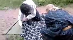 Видео инструкция к одеванию килта