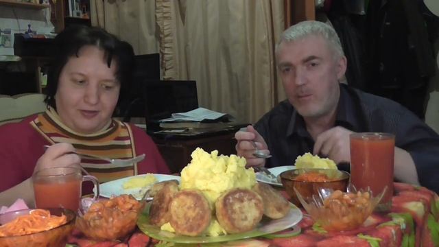 MUKBANG RUSSIA|MASHED POTATOES|ПЮРЕШКА|РЫБКОТЛЕТЫ|ФАСОЛЬ ЗАПЕЧЕНАЯ|МОРКОВЬ|ТОМАТОсок|먹방|ДОМАШНЯЯ ЕД