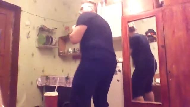 тверк , ржака, пуфик жгёт смотреть онлайн