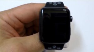 Темный экран и работает озвучивание в Apple Watch