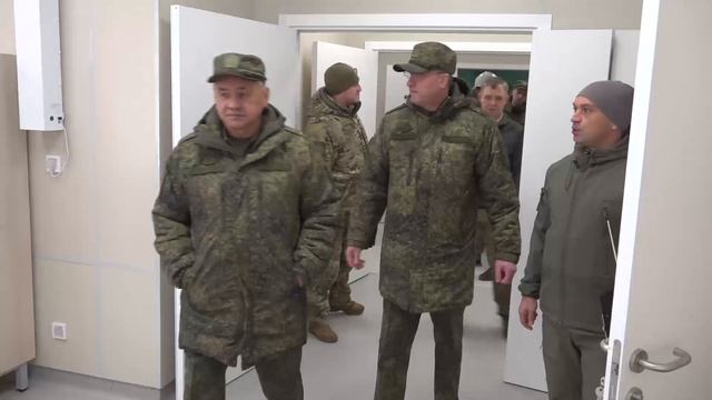 Министр_обороны_РФ_проверил_работу_Военно_строительного_комплекса