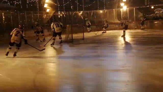 Разминка команд звёзд на Красной площади смотреть онлайн