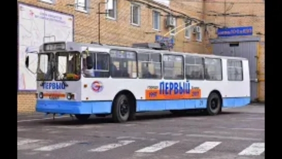 ПЕРВЫЙ ТРОЛЛЕЙБУС в Химках🚎 #shorts смотреть онлайн