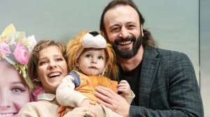 Маленький Лев Ильич младший сын Ильи Авербуха.