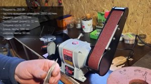 Станок для заточки (точило) универсальный ЗУБР ЗТШМ-150 686Л