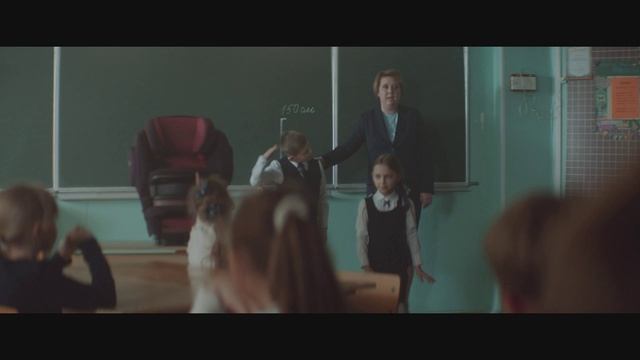 учитель, тот кто напомнит нам о правилах поведения на дорогах
