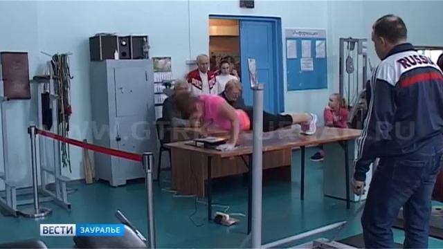 В Кургане прошёл чемпионат по зимнему полиатлону смотреть онлайн