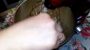 Крем на планетарном миксере Kitfort KT-1308