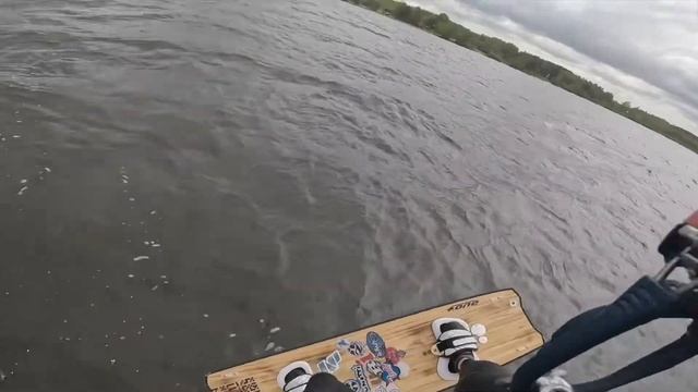 Обучение кайту в Москве. Клязьминское водохранилище смотреть онлайн