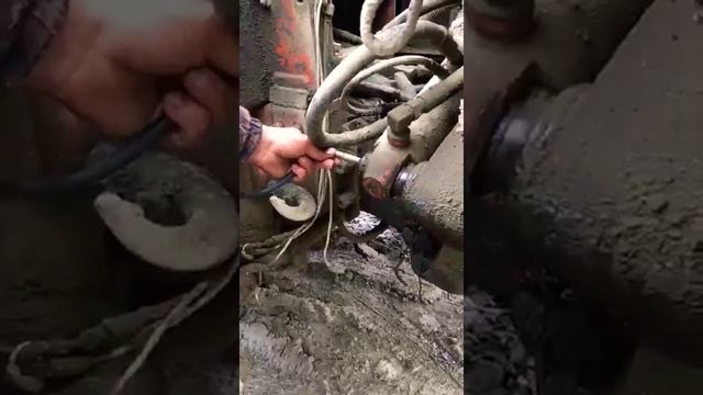 Самодельный шприц для закачки солидола смотреть онлайн