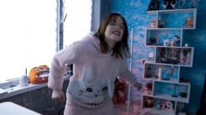 Эта песня мне всегда поднимает настроение .Твои Батоны - Михаил Гребенщиков.