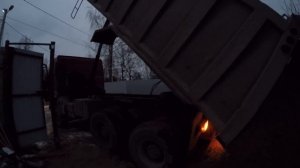 Привезли пгс на фундамент