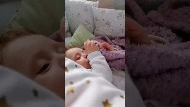 Белый шум для сна младенца /Звук пылесоса/ The sound of a vacuum cleaner #белыйшум #сон#baby