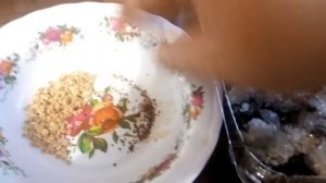 Сеем семена клубники на снег.