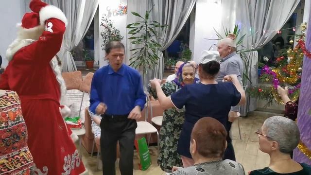 Дед Мороз у Филипыча смотреть онлайн