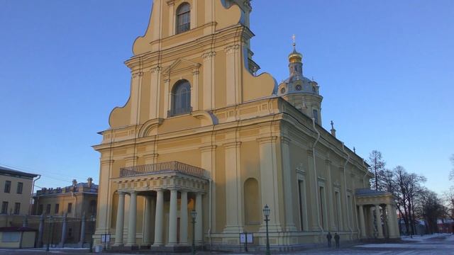 Петропавловская крепость: прогулка по Заячьему острову в Санкт-Петербурге