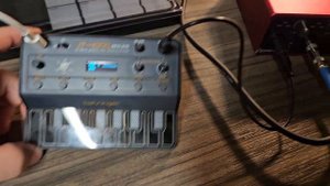 Trying out a new pocket sized synth!! (Behringer JT-4000 micro)